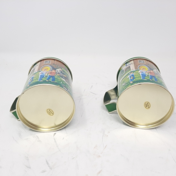 JOHN DEERE METAL SALT AND PEPPER SHAKERS - Picture 5 of 7